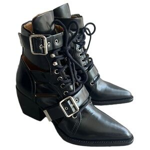Chloe boots
